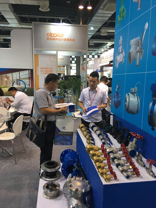 �ҹ�˾��չ 2016 �Ϻ���(gu��)�H���ᡢ偠t�������|(zh��)��չ���D5��