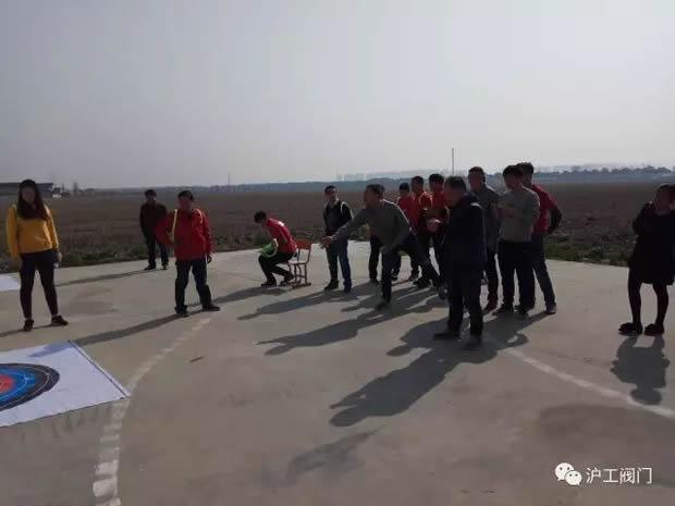 �Ϻ������y�T�S���ӡ�2017��ζ���I�Ļ��ꡱ��I���T�λ�ӣ��D9��