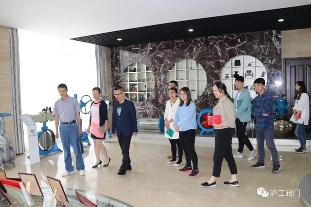 �ζ��^��ίǰ���Ϻ������y�T�S�M���{�У��D3��