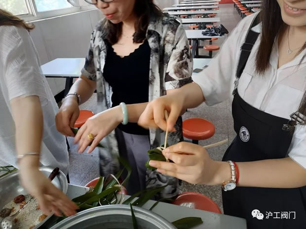 �Ϻ������y�T�S�_չ�����h��������2018���繝���}��ӣ��D4��