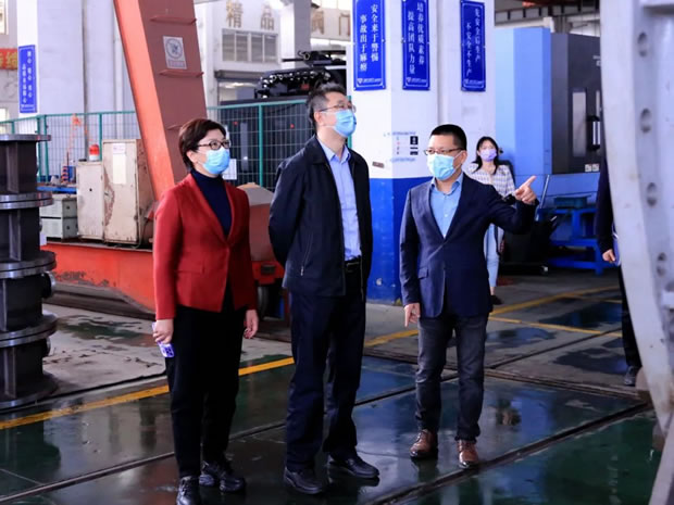 嘉定區(qū)委副書(shū)記周文杰蒞臨上海滬工閥門(mén)廠開(kāi)展走訪調(diào)研工作(圖2)